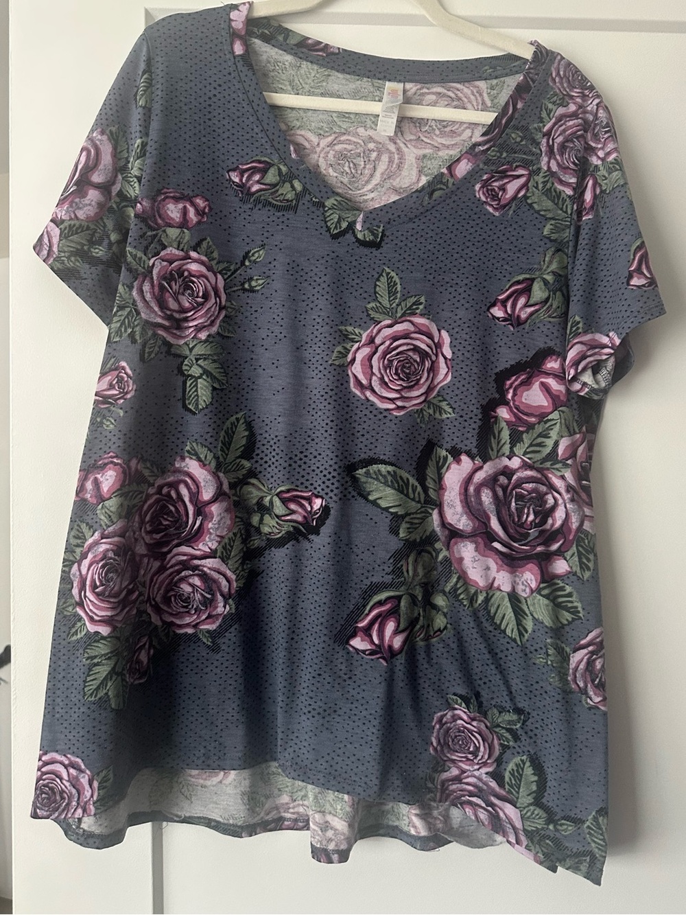 Lot of 2 XL Lularoe floral tops